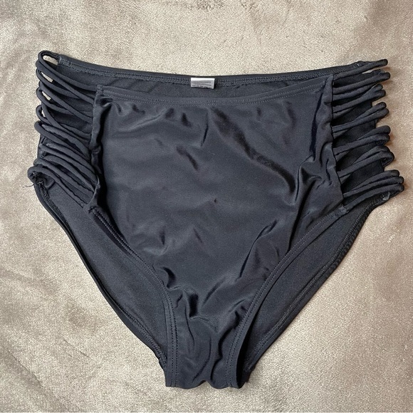 4 for 16$ Black High Waisted Bikini Bottoms - Picture 1 of 8